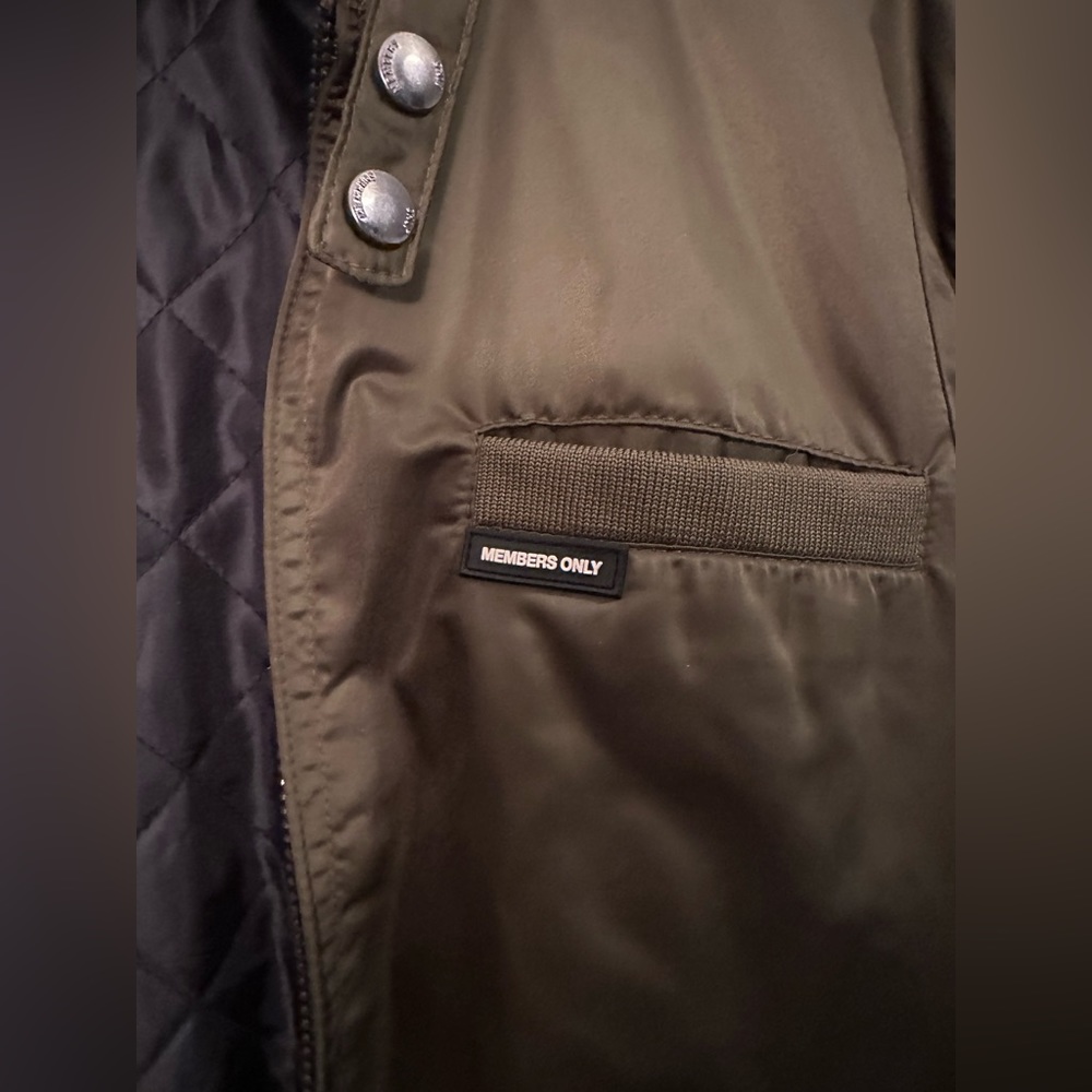 Members Only Classic Iconic Racer Jacket - Picture 6 of 7